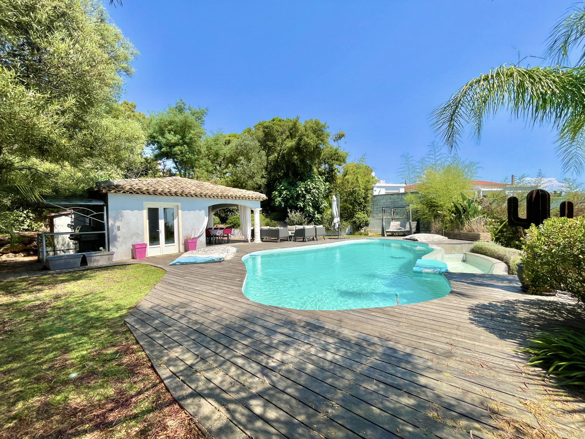 Agence immobilière de Azémar Immobilier - Fiducia Saint-aygulf