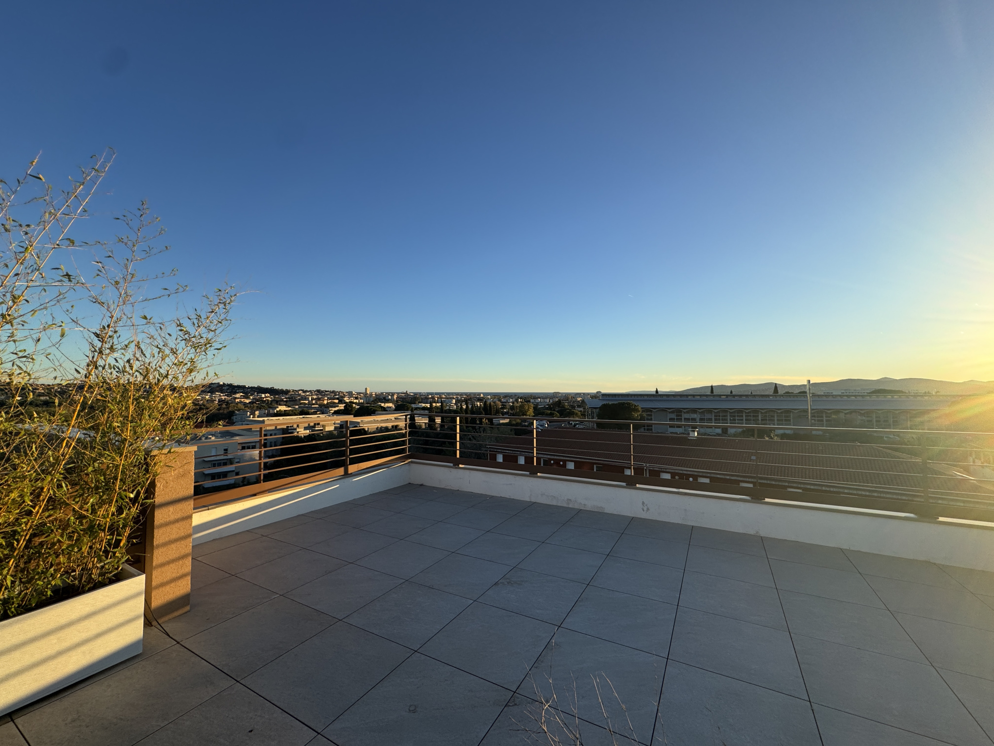 Agence immobilière de Azémar Immobilier - Fiducia Saint-aygulf