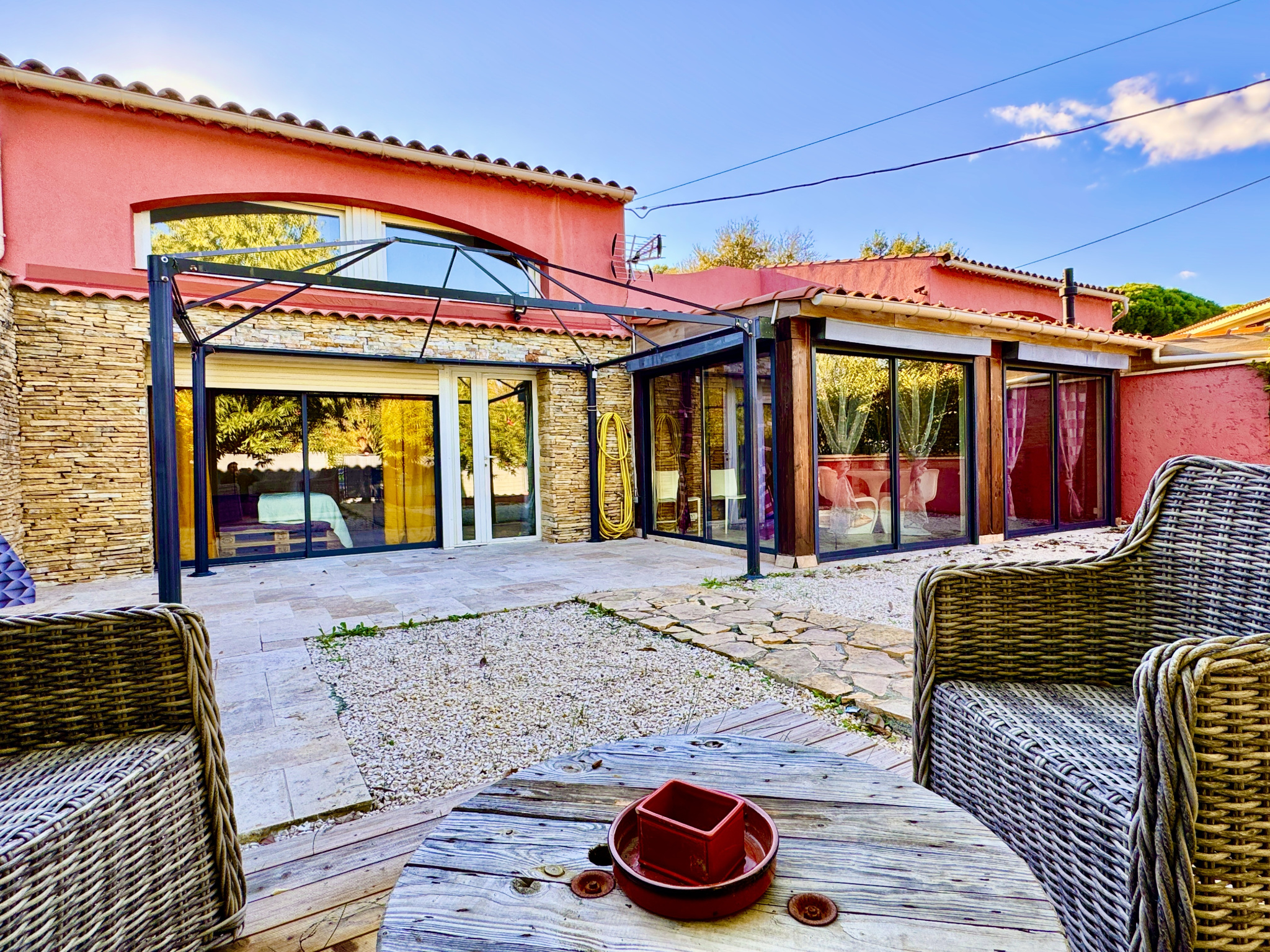 Agence immobilière de Azémar Immobilier - Fiducia Saint-aygulf