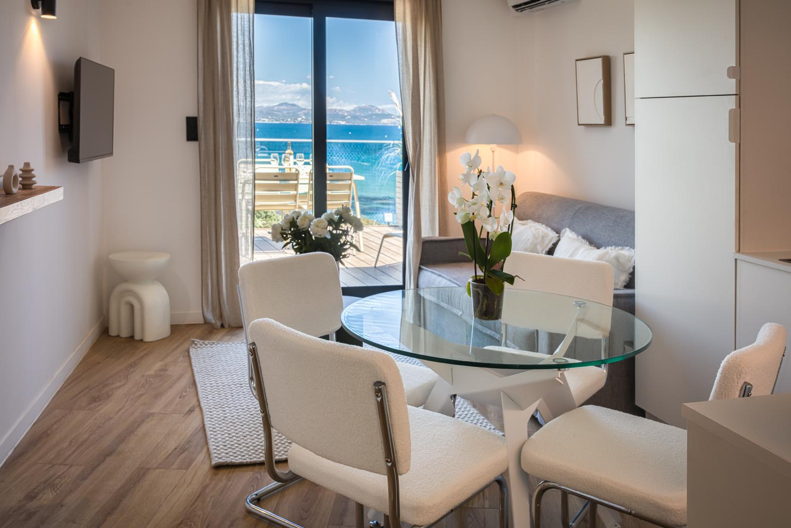 Agence immobilière de Azémar Immobilier - Fiducia Saint-aygulf
