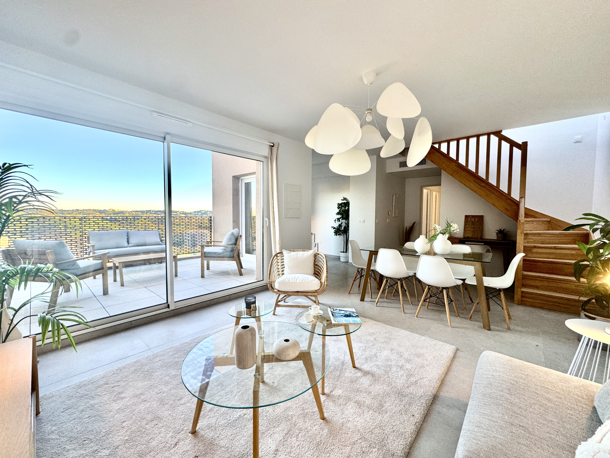 Agence immobilière de Azémar Immobilier - Fiducia Saint-aygulf